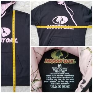 Black Pink Camo Hoodie Mossy Oak Size M Women Pullover Hooded Sweatshirt Med